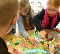 Buntes Pferderennen